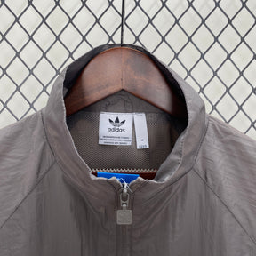 Windbreaker Real Madrid 24/25 - Cinza
