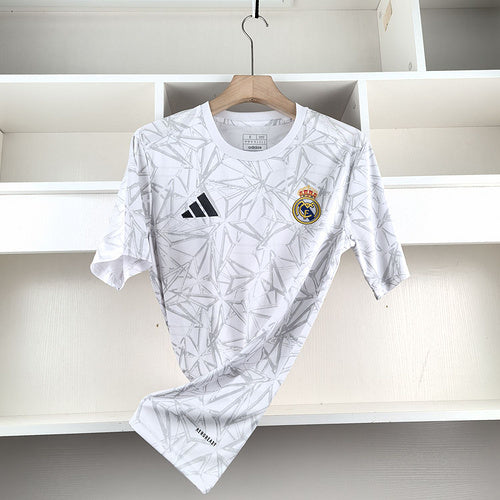 Real Madrid 24-25 Pre-Match - foto principal
