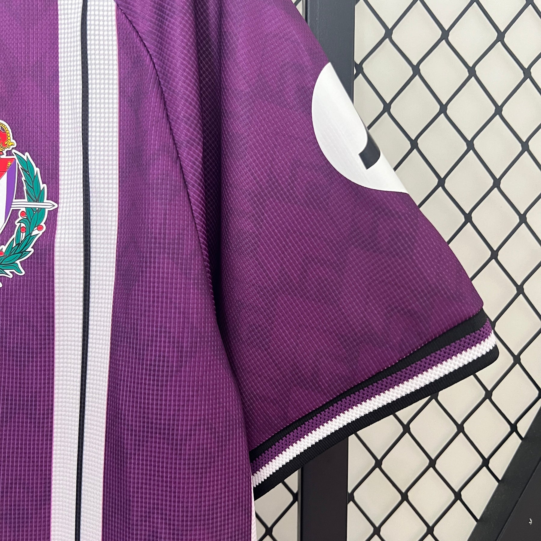 Camiseta Valladolid 24/25 Home - tejido y acabado