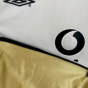 Camiseta do Manchester United  Retrô 2001/02 Centenary Reversible - vista frontal