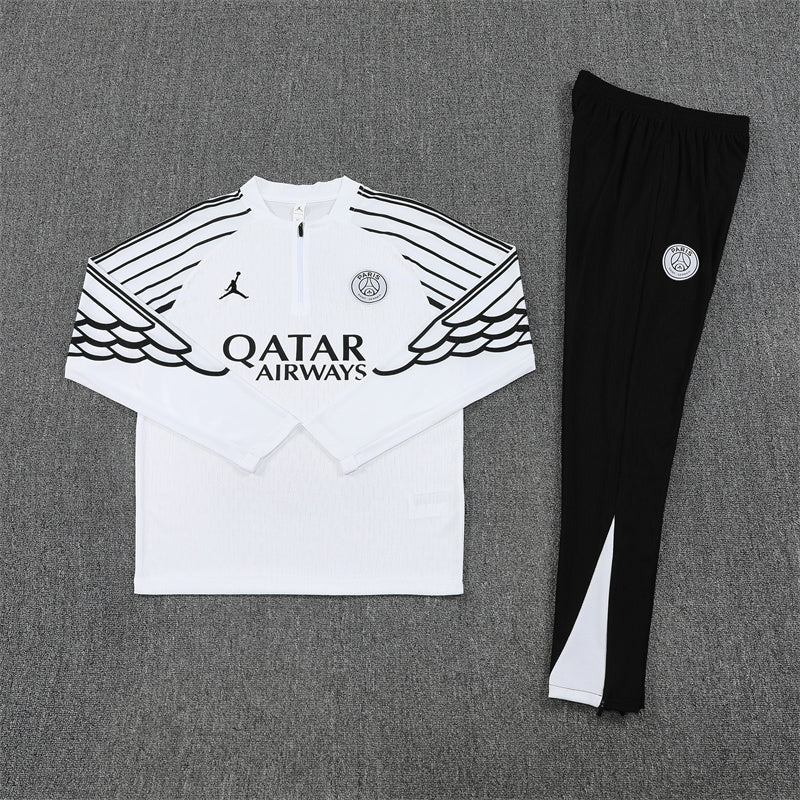 Training Suit PSG 25/26 White - Winter - detalle del cuello