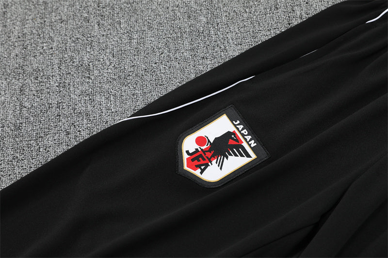 Training Suit Japan 25/26 - Winter - tejido y acabado