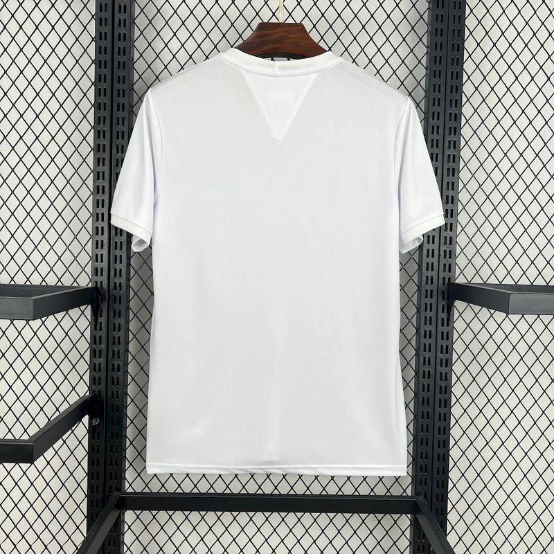Santos 2025∕26 Pele 1.000 GOLS White Camiseta(A159) - vista frontal