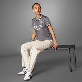Camiseta 24/25 Real Madrid Femenino - Third - detalle del cuello