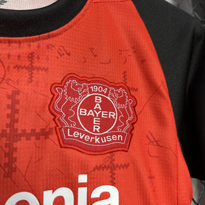 Camiseta Feminina Bayer Leverkusen 24/25 Home - vista trasera
