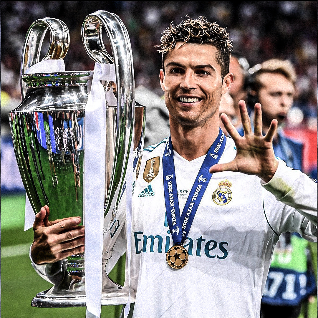 Camiseta Cristiano Ronaldo Real Madrid 2018 Legend - detalle del cuello