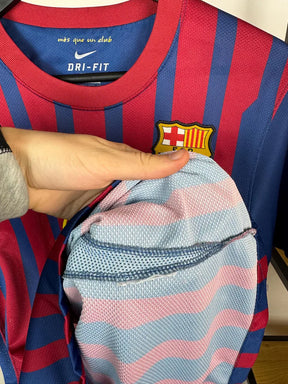 Camiseta Iniesta Barcelona 11-12 Legend - vista trasera