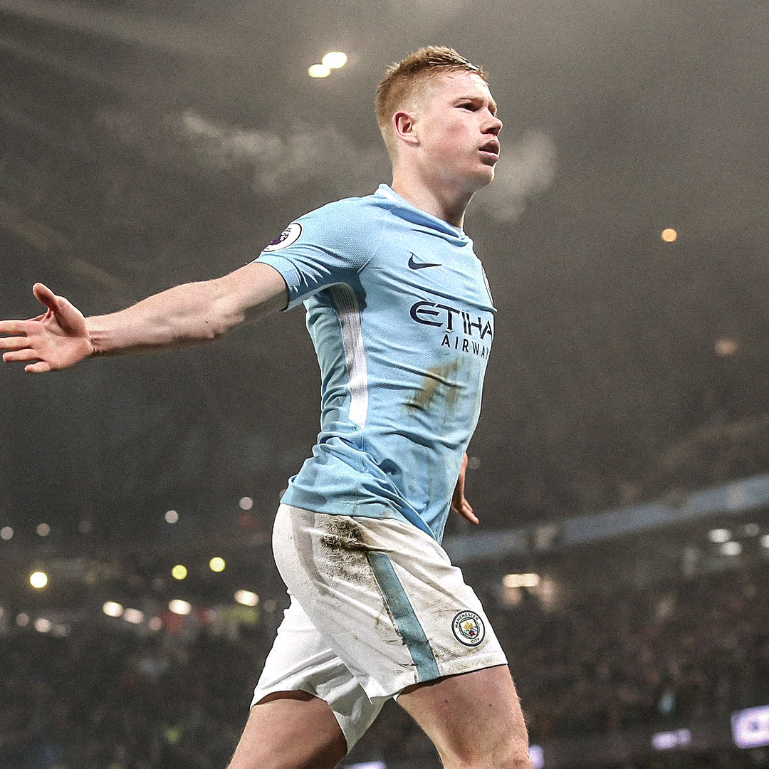 Camiseta De Bruyne Manchester City 17-18 Legend - detalle de la manga
