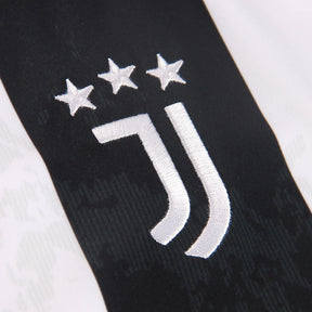 Camiseta Feminina Juventus 24/25 Home - vista trasera