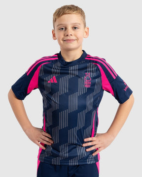 Kids Nottingham Forest 24/25 Away - detalle del cuello