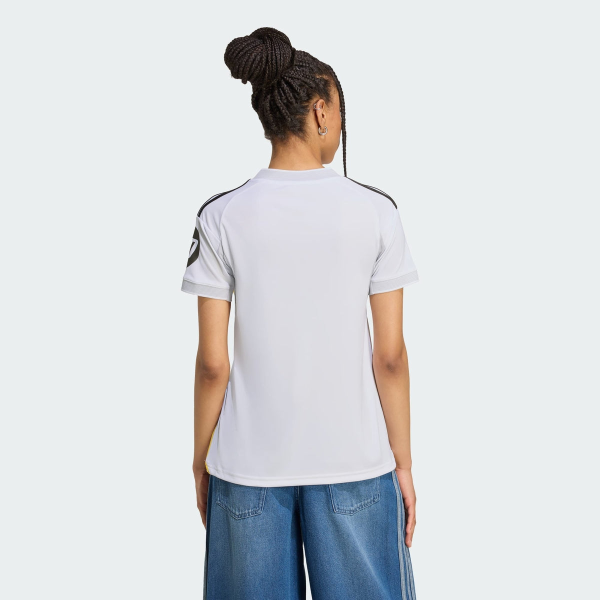Camiseta 25/26 Real Madrid l Femenino - vista frontal