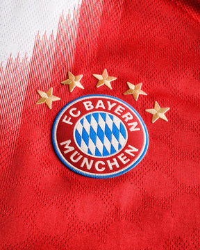 Camiseta Feminina Bayern Munich 25/26 Home - vista frontal