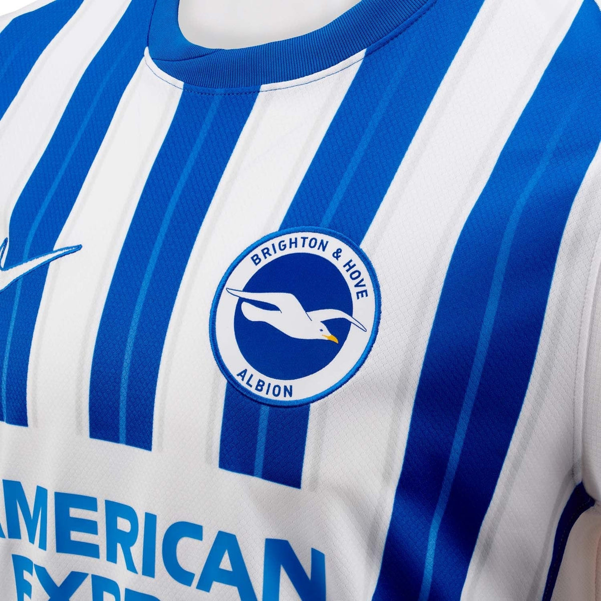 24∕25 Brighton home jersey - vista frontal