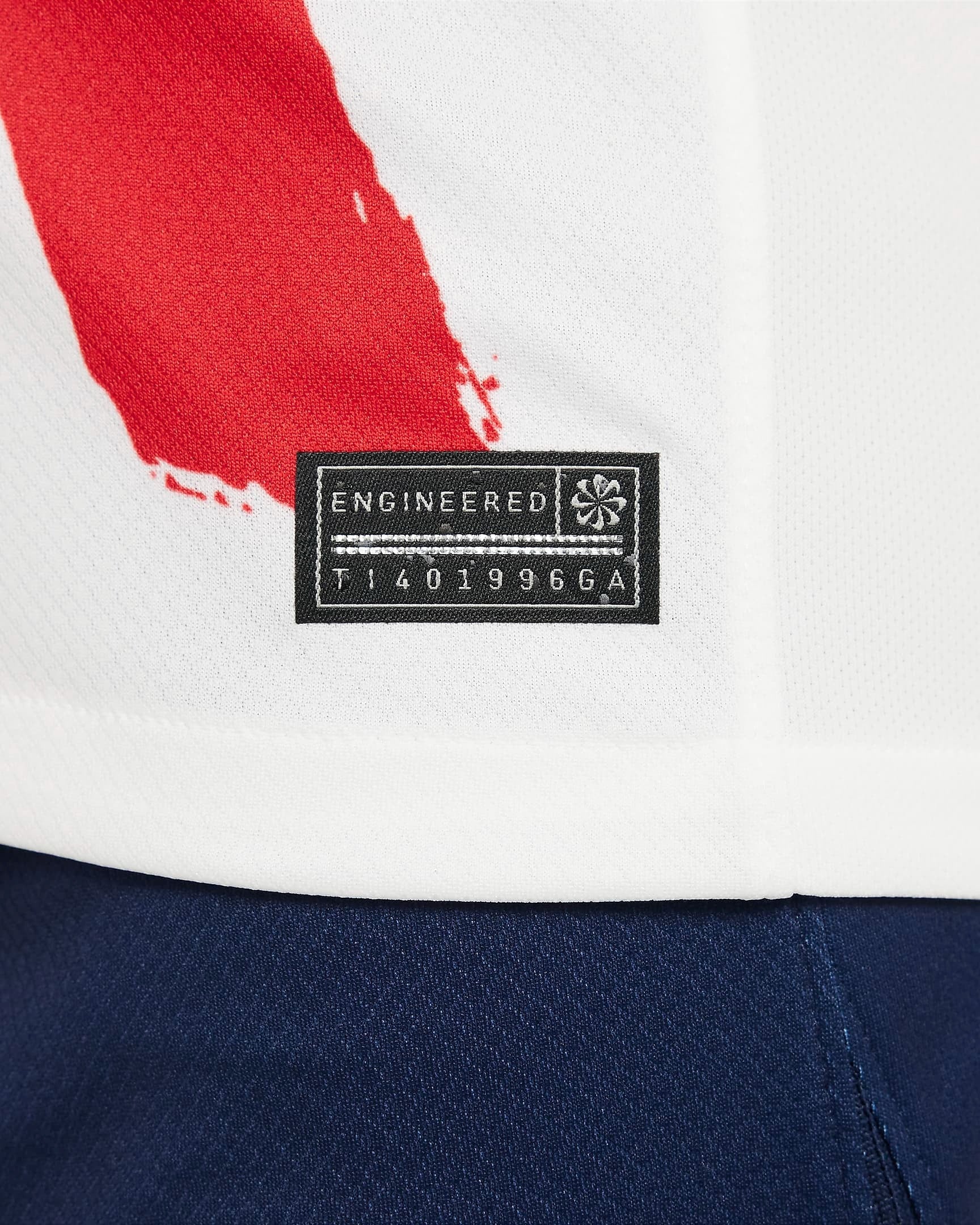 Camiseta Feminina PSG 24/25 Away - detalle del cuello