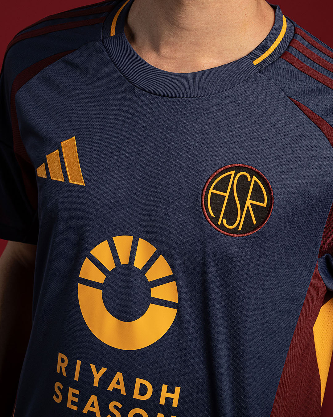 Kids Roma 24/25 Third - detalle del cuello