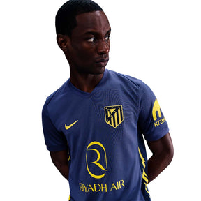 Camiseta Atlético de Madrid 25/26 Away - detalle del cuello