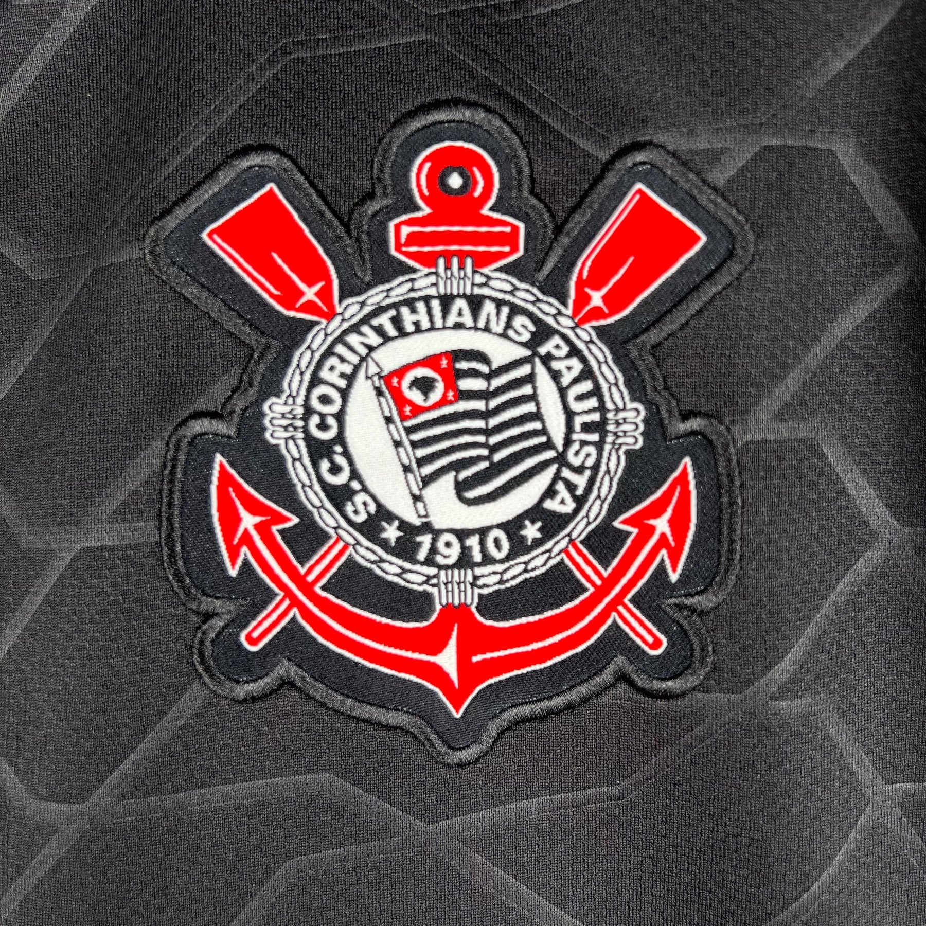 Camiseta Corinthians Retrô 2008 Away - detalle de la manga