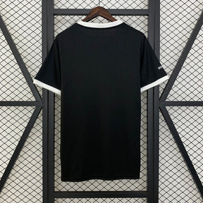 25∕26 Colo Colo 100th Anniversary Black - vista frontal
