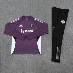 Training Suit Manchester United 25/26 - Winter - detalle del cuello