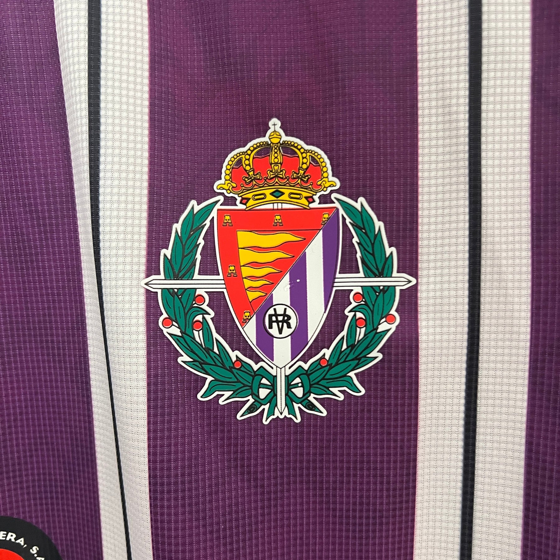 Camiseta Valladolid 24/25 Home - detalle de la manga