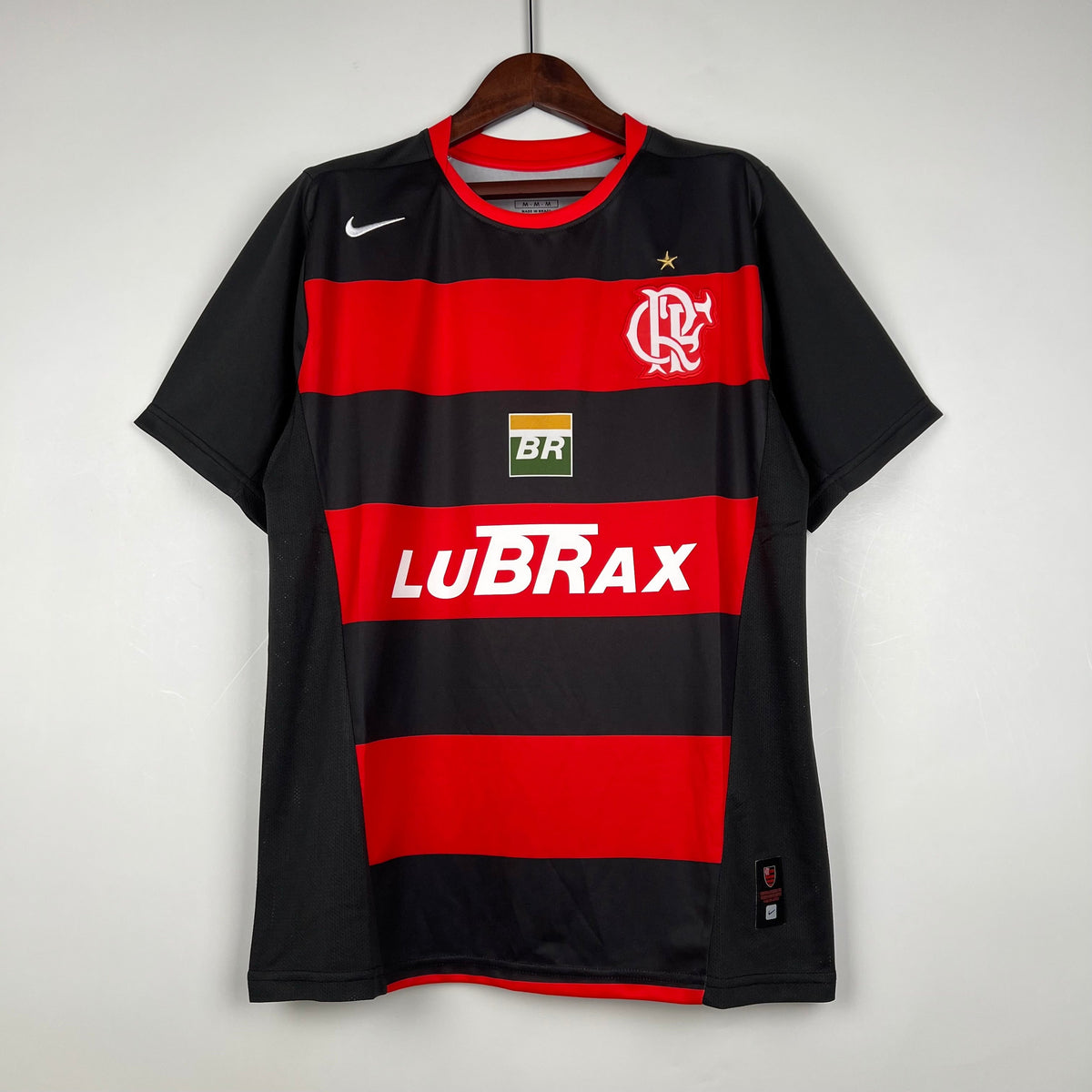 Camiseta Flamengo Retrô 2002 Vermelha e Preta - foto principal