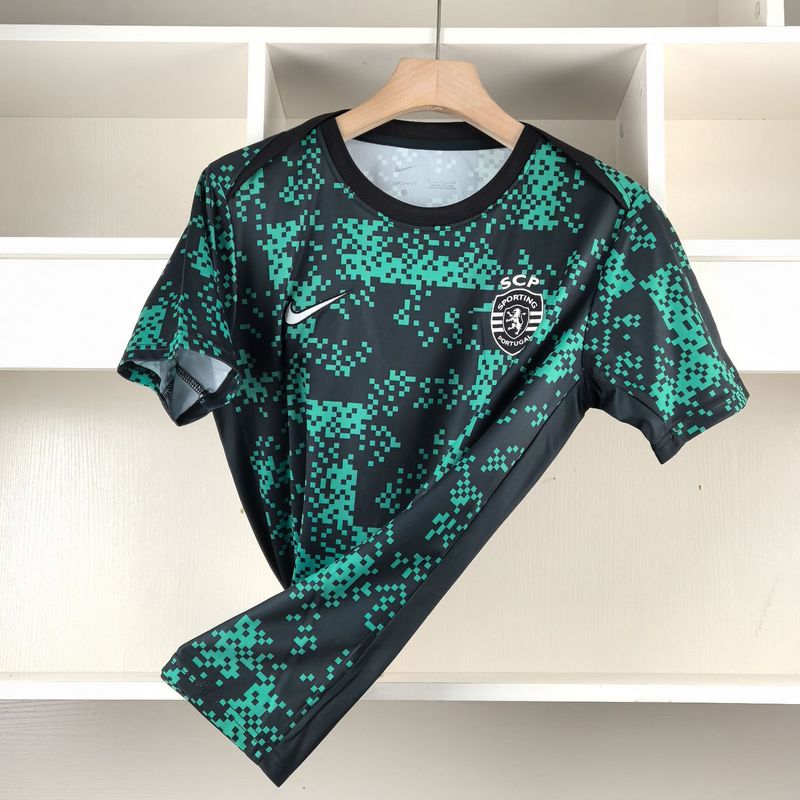 Sporting CP 2024-25 Pre-Match Shirt(C9EC) - foto principal