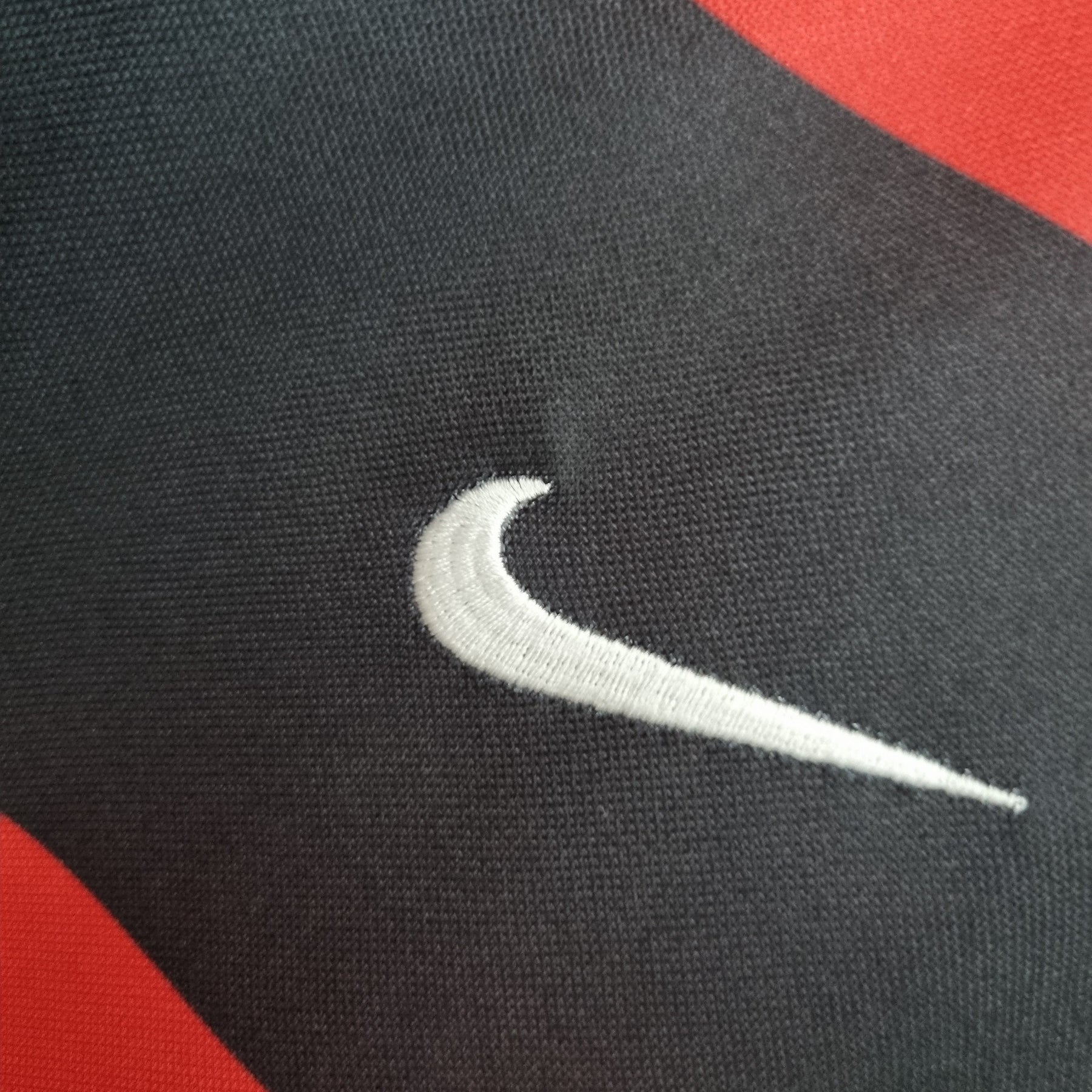 Camiseta Retro Flamengo 03/04  Home - detalle de la manga