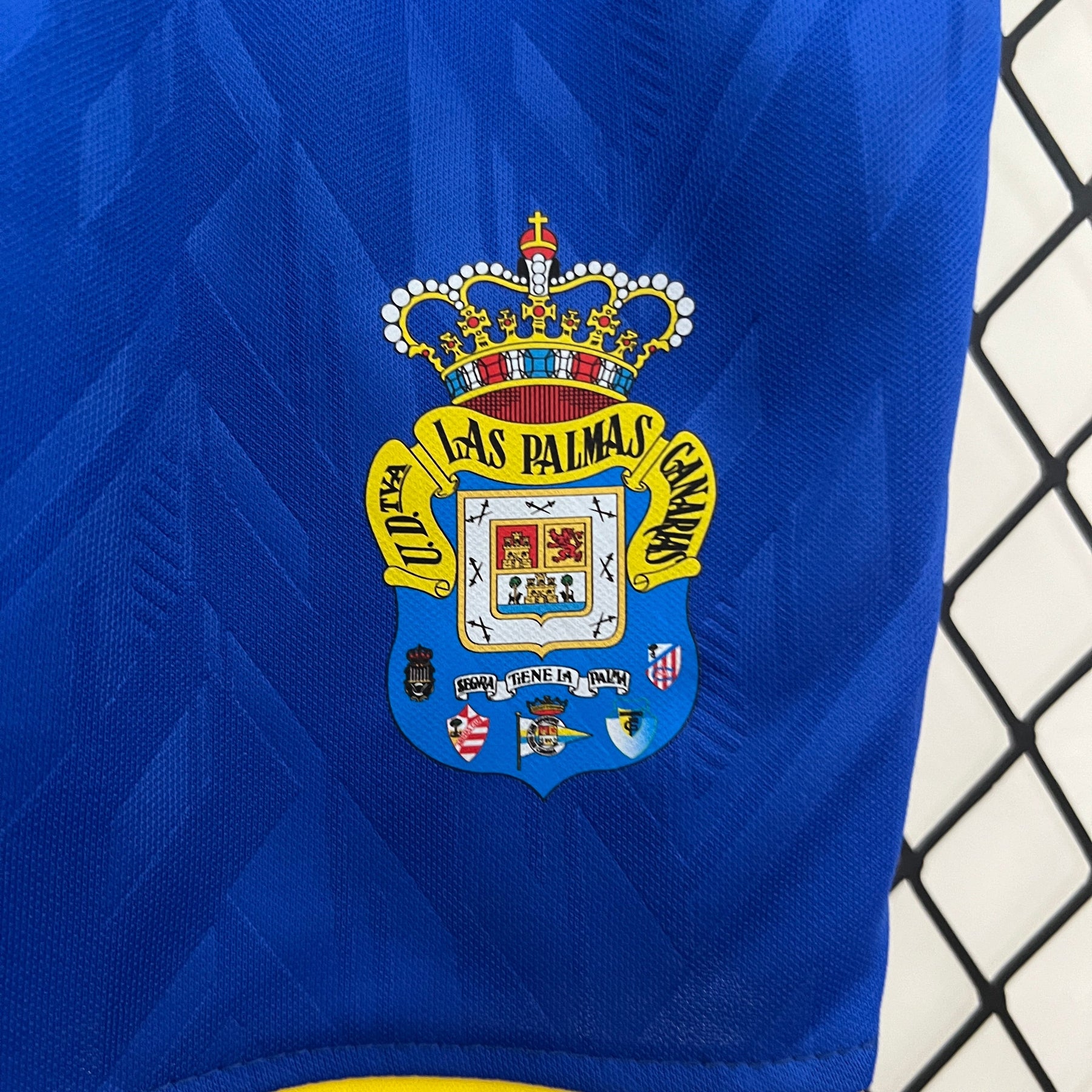 Kids Las Palmas 24/25 Home - tejido y acabado