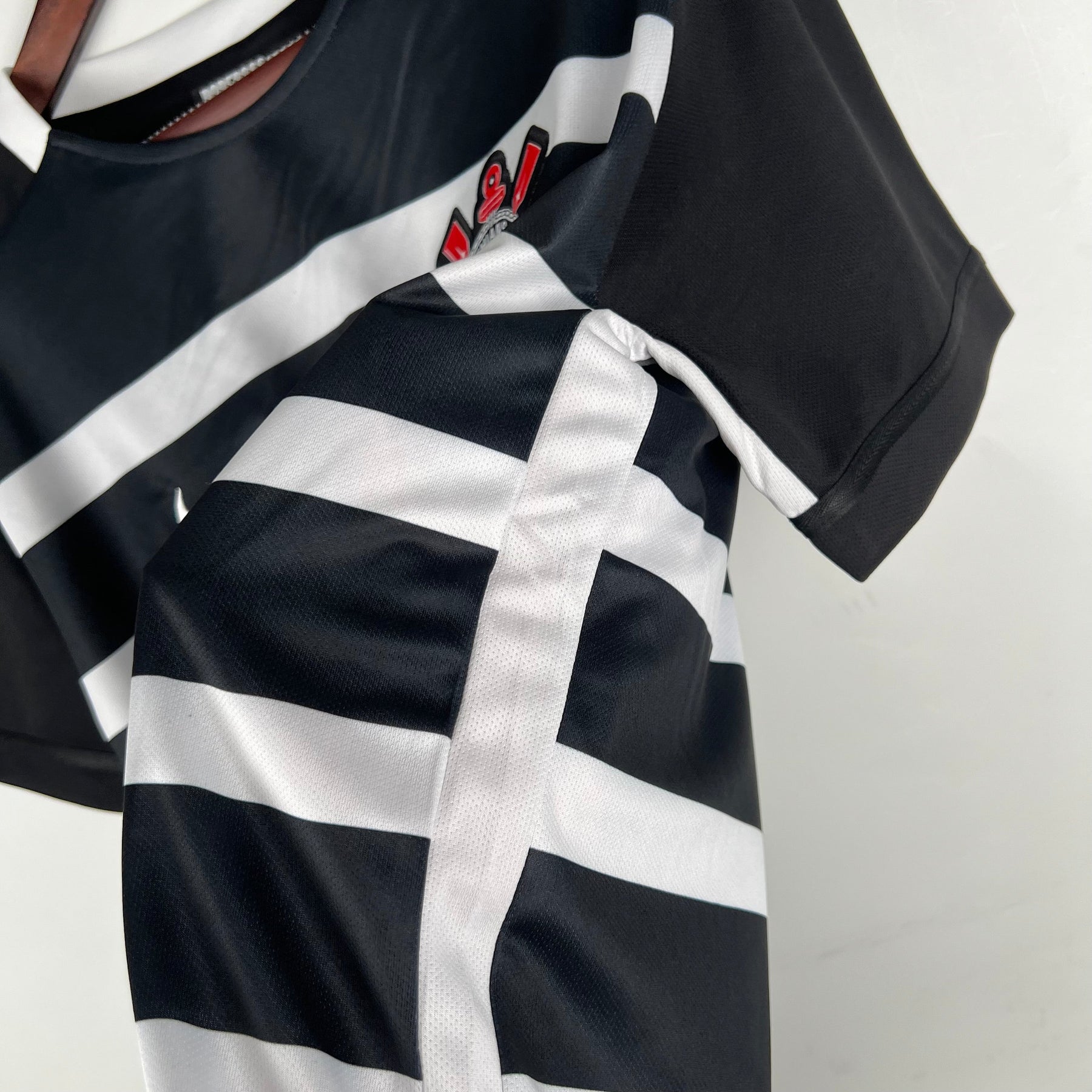 Camiseta Corinthians Retrô 15/16 - vista trasera