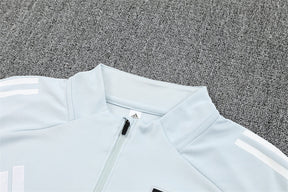 Training Suit Japan 25/26 - Winter - detalle del cuello