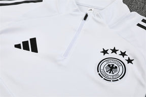 Training Suit Germany 25/26 - Winter - detalle de la manga
