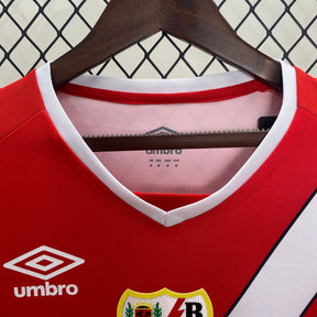 Camiseta do Rayo Vallecano 24/25 Away - detalle de la manga