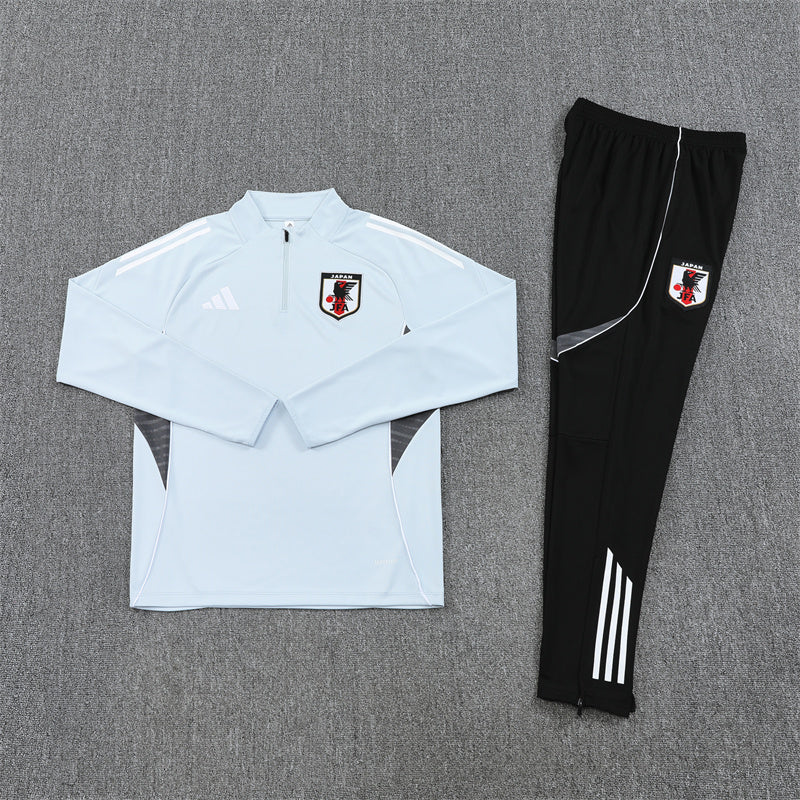 Training Suit Japan 25/26 - Winter - detalle del cuello