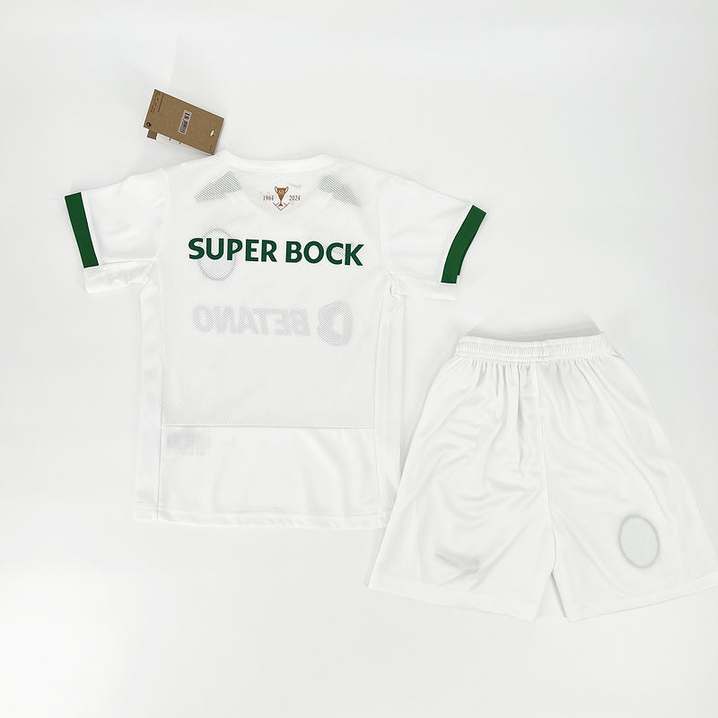 Kids Sporting CP 2024∕25 Souvenir Kids Kit 16-28(C605) - vista frontal