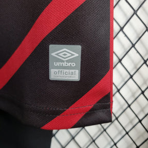 Kids Athletico Paranaense l 2023∕24 Preto-Vermelho - tejido y acabado