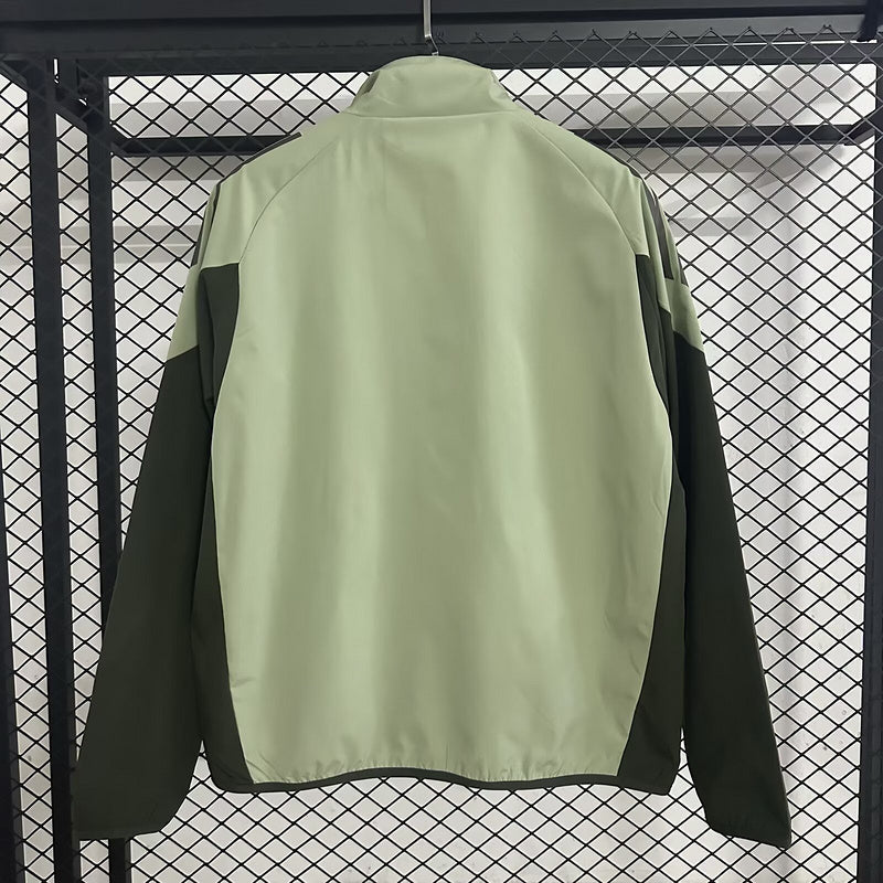 Windbreaker Real Madrid 25/26 - vista frontal