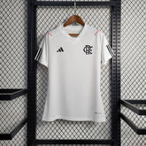 Camiseta 23∕24 Flamengo Treino - Femenino - Branco - foto principal