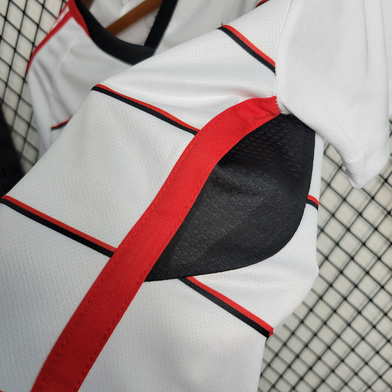 Camiseta 23∕24 Flamengo ll - Femenino - Branco - vista trasera