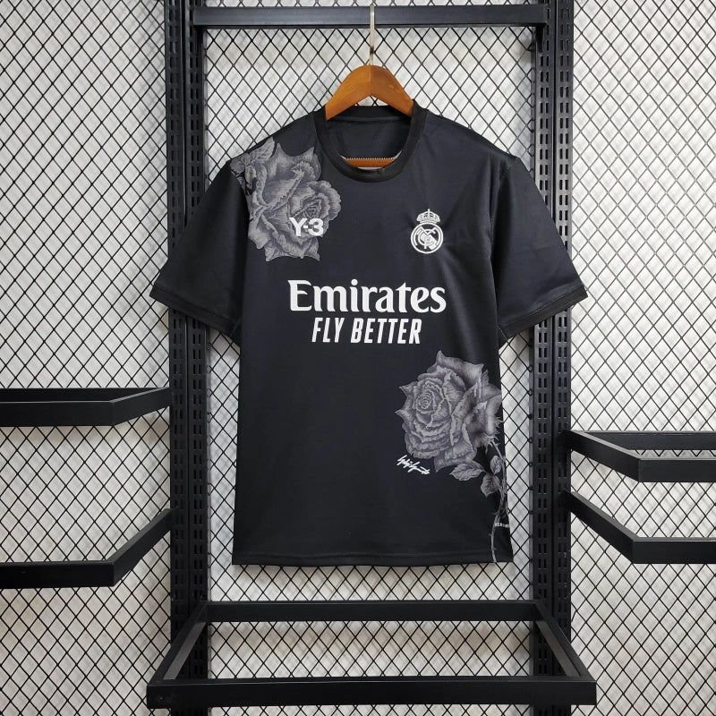 Camiseta Edição Especial Y-3 Real Madrid 24/25 - Preto - detalle de la manga