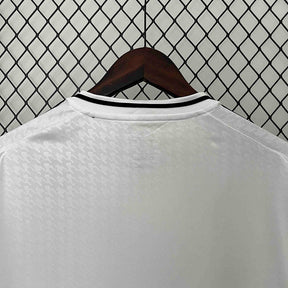 Camiseta Real Madrid 24/25 Home I - Branco - detalle de la manga
