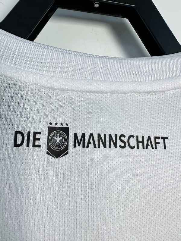 Camiseta Germany 2018 - Home Retro - detalle de la manga