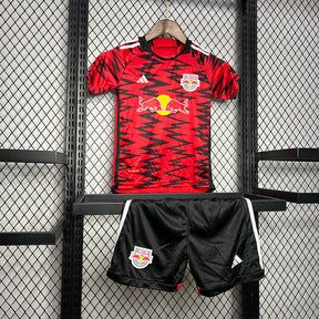 Kids New York Red Bulls 2024∕25 - detalle del cuello
