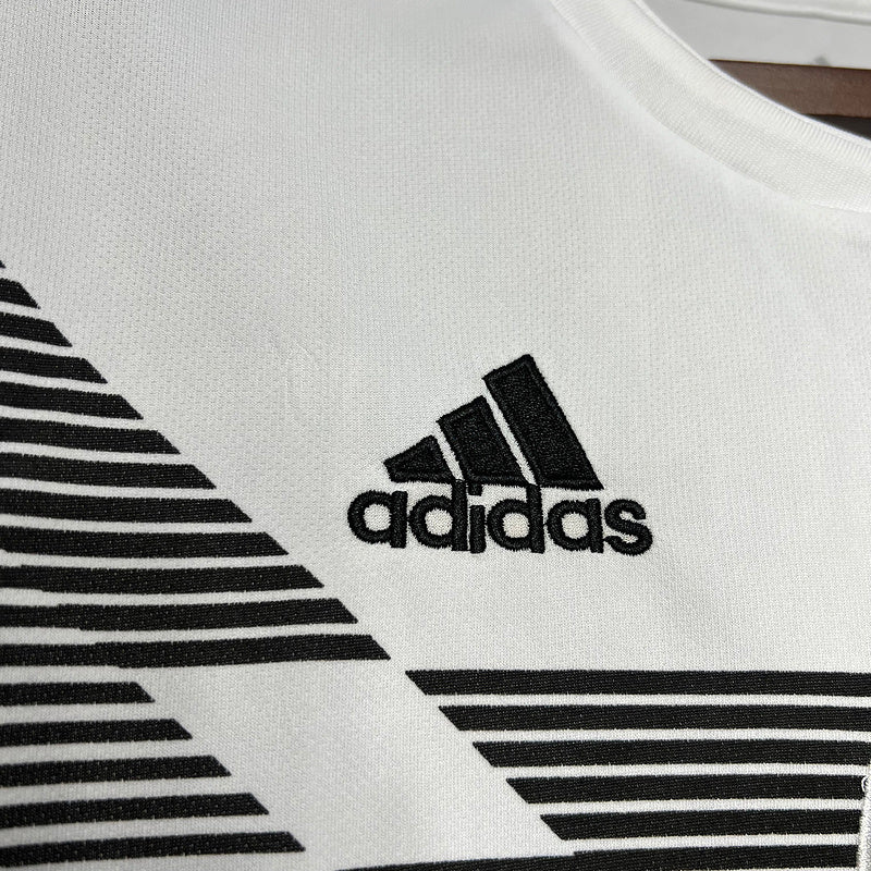 Camiseta Seleção Alemanha 2018 - Home - Retro - detalle de la manga