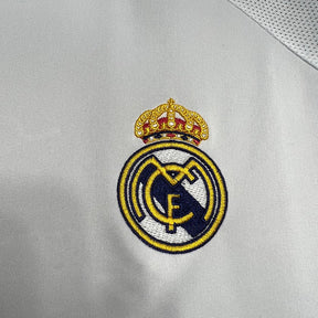 Camiseta Real Madrid l Retro 2005/06 - tejido y acabado