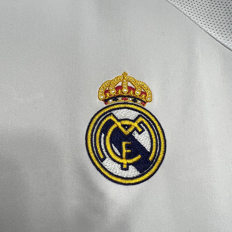 Camiseta Real Madrid l Retro 2005/06 - tejido y acabado