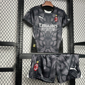 Kids Milan Goleiro 2024∕25 - detalle del cuello