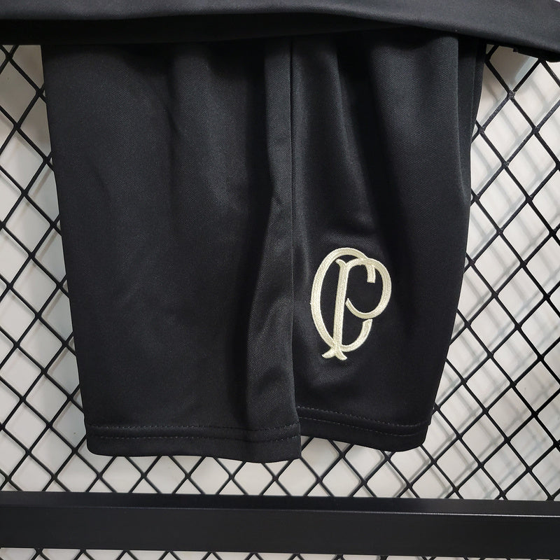 Kids Corinthians l 2023∕24 Preto-Branco - detalle del cuello