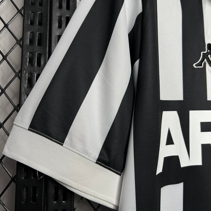 Camiseta Juventus l Retro 1984/85 - vista frontal