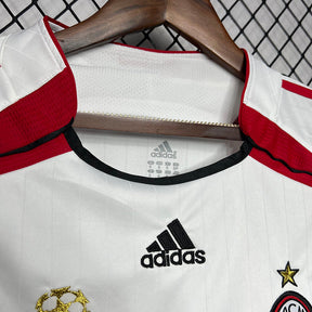 Camiseta Milan ll Retro 2006/07 - tejido y acabado