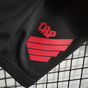 Kids Athletico Paranaense l 2023∕24 Preto-Vermelho - detalle de la manga